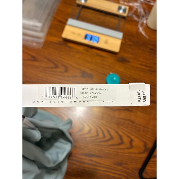 Susana Monaco Essential Wide Strap Tank Top Celadon Small NEW - Picture 3 of 5